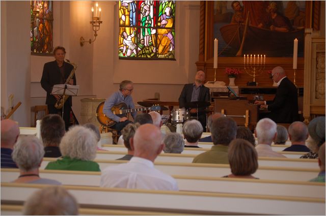 Organic 2 + 1, Featuring Jakob Mygind