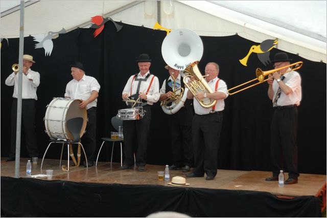 L�gst�r Street Paraders